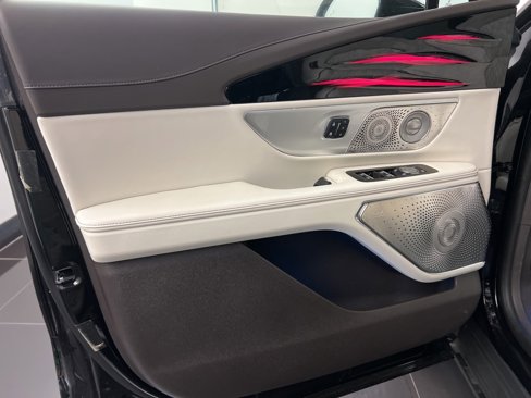 New 2025 Lincoln Nautilus Black Label w/ Jet Appearance Package image 30