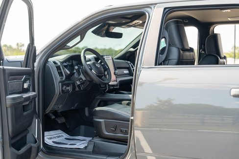 Used 2026 RAM 2500 Laramie w/ Night Edition image 32