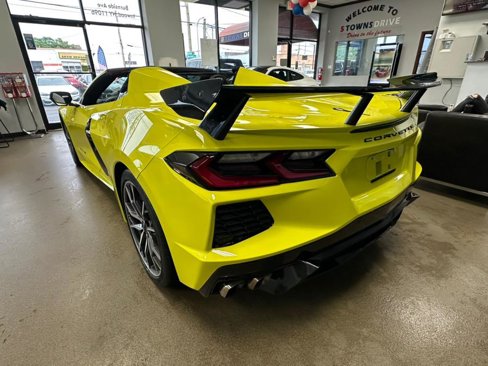 Used 2023 Chevrolet Corvette Stingray Convertible w/ Z51 Performance Package image 7