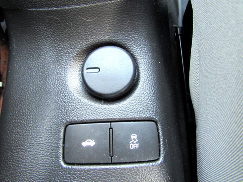 Used 2016 Chevrolet Sonic LS image 18