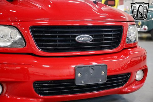 Used 2003 Ford F150 Lightning image 25