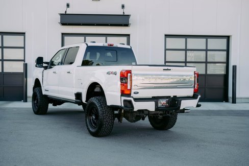 Used 2023 Ford F350 Platinum image 5