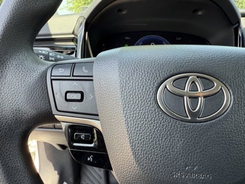 Certified 2025 Toyota Camry LE image 36
