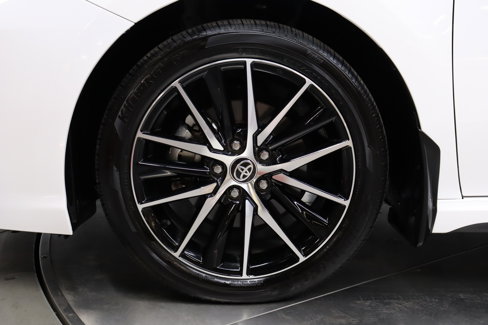 Used 2024 Toyota Camry SE image 31