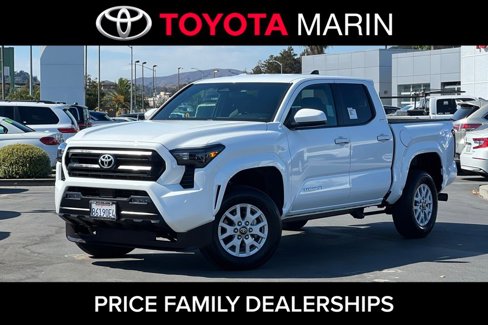 Certified 2025 Toyota Tacoma SR5 image 1