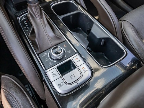 Used 2021 Kia Telluride SX w/ Nightfall Edition Package image 28