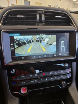 Used 2020 Jaguar F-PACE Premium image 10