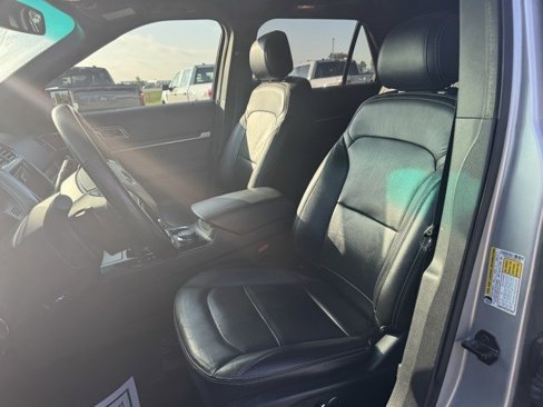Used 2017 Ford Explorer Limited w/ Equipment Group 301A image 13