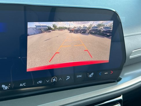 New 2026 Chevrolet Traverse LT image 22