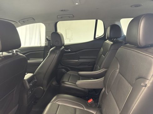 Used 2023 GMC Acadia SLT image 11