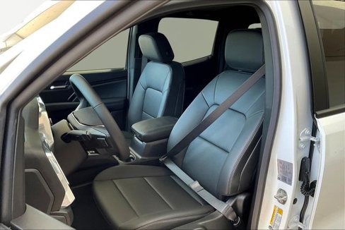 New 2026 GMC Canyon Elevation w/ Convenience Package image 10