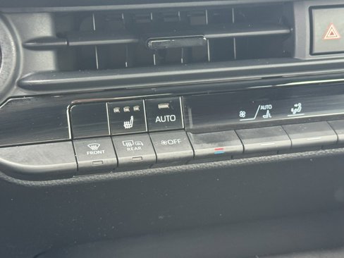 Used 2023 Toyota Crown XLE image 34