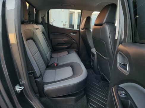 Used 2016 Chevrolet Colorado Z71 image 17