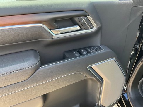 New 2026 GMC Sierra 3500 Denali w/ Denali Reserve Package image 16