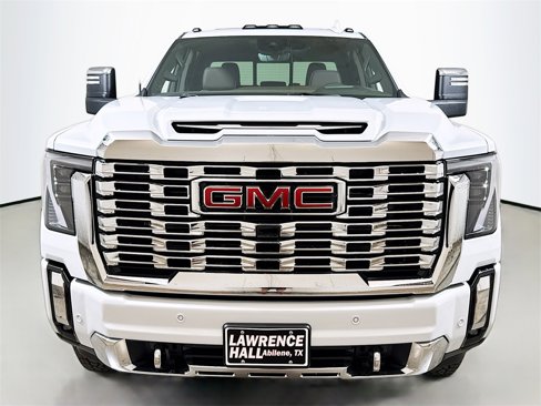 New 2026 GMC Sierra 2500 Denali w/ Denali Reserve Package image 2