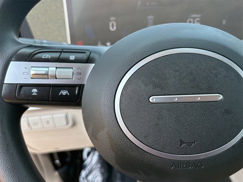 Used 2025 Hyundai Tucson SEL image 25