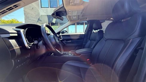 Used 2025 MAZDA CX-50 AWD 2.5 Turbo w/ Premium Pkg image 10