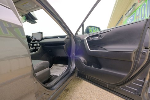 Used 2023 Toyota RAV4 TRD Off-Road image 16