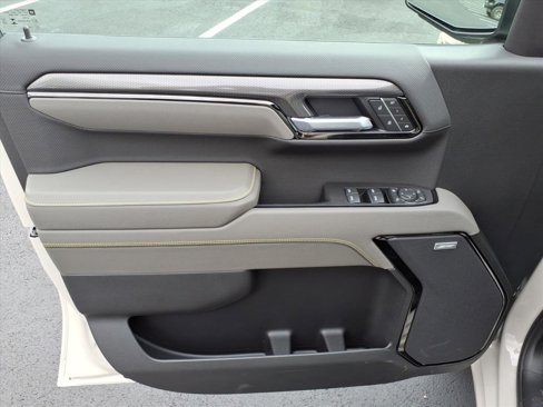 New 2026 Chevrolet Silverado 1500 ZR2 w/ ZR2 Bison Edition image 9