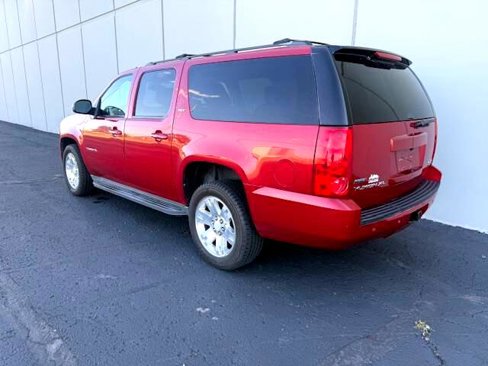 Used 2012 GMC Yukon XL SLT image 2