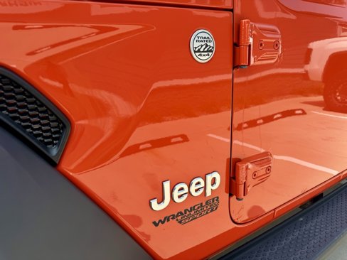 Used 2018 Jeep Wrangler Unlimited Sport S image 5