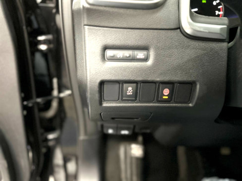 Used 2023 Nissan Murano SV image 18