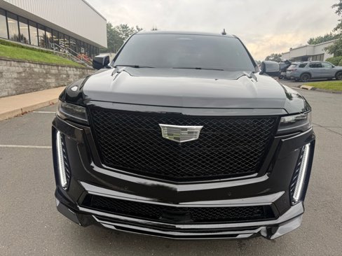 Used 2024 Cadillac Escalade V image 8
