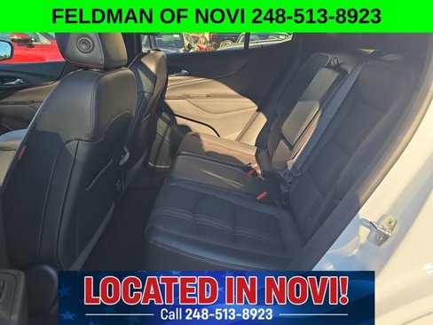 Used 2022 Chevrolet Equinox RS w/ Infotainment Package image 11