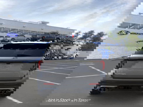 New 2025 Ford Explorer Platinum image 6