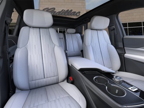 New 2025 Cadillac Lyriq Luxury image 16