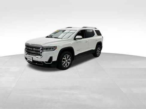 Used 2023 GMC Acadia SLT w/ Trailering Package image 3