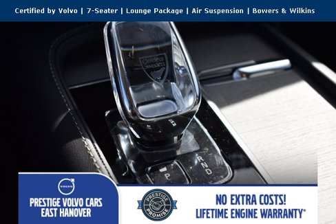 Used 2025 Volvo XC90 B6 Ultra w/ Lounge Package image 15