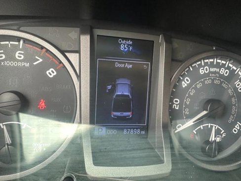 Used 2019 Toyota Tacoma SR5 image 11