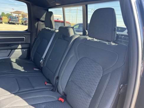New 2026 RAM 1500 4x4 Crew Cab image 21