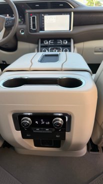 Used 2024 GMC Yukon Denali image 34