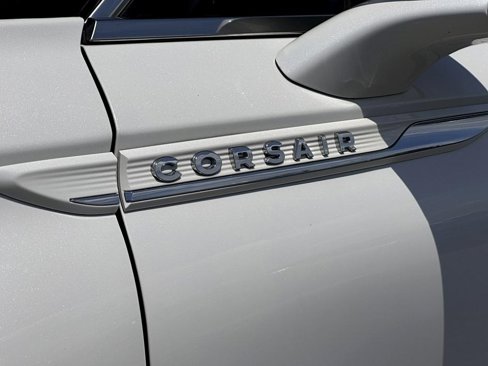 Certified 2021 Lincoln Corsair Reserve image 14