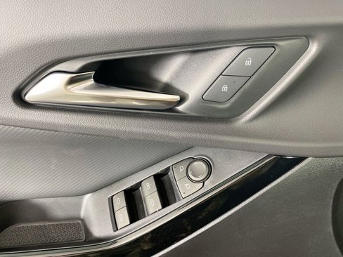 New 2026 Chevrolet Equinox LT w/ Convenience Package II image 22
