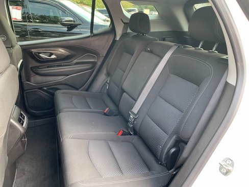 Used 2024 GMC Terrain SLE image 21