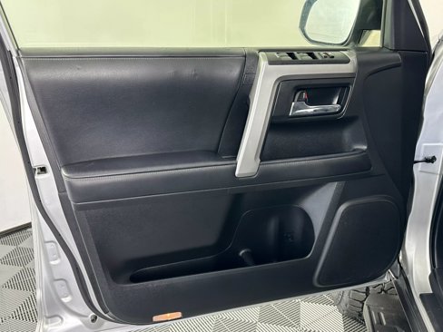 Used 2021 Toyota 4Runner SR5 Premium image 27