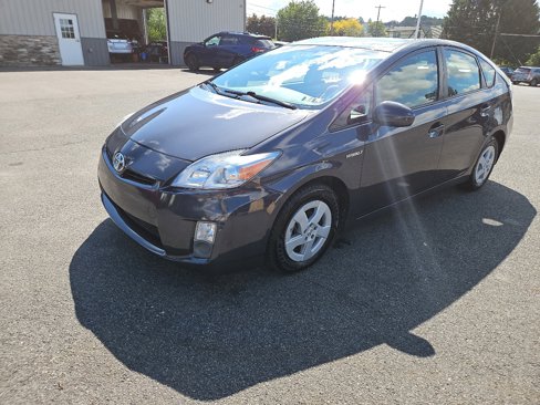 Used 2011 Toyota Prius Five image 7