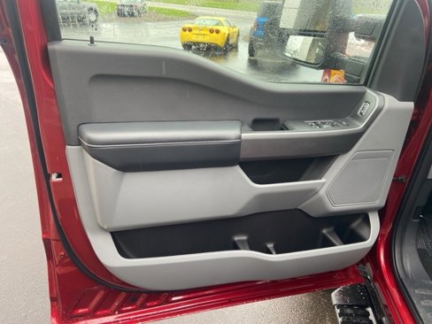 New 2025 Ford F350 XLT w/ 360-Degree Camera Package image 10