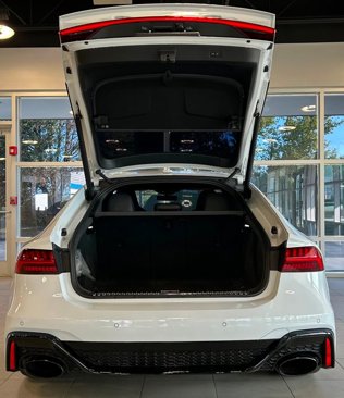 Used 2021 Audi RS 7 Sportback w/ Black Optic Package image 39