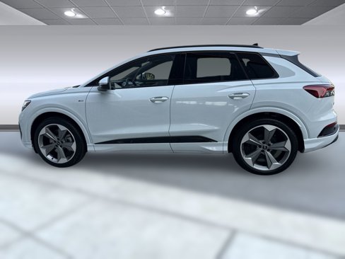 New 2025 Audi Q4 e-tron Prestige image 2