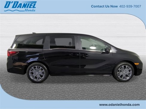New 2026 Honda Odyssey Touring image 6