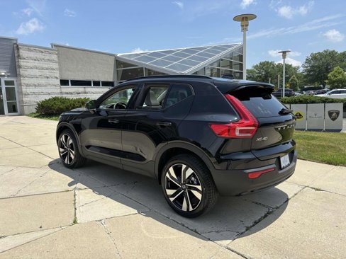 New 2026 Volvo XC40 B5 Ultra w/ Protection Package Premier image 5