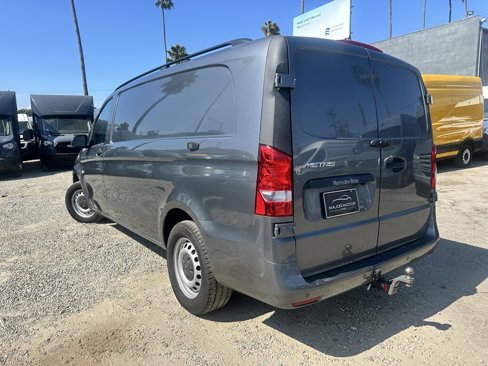 Used 2023 Mercedes-Benz Metris image 8