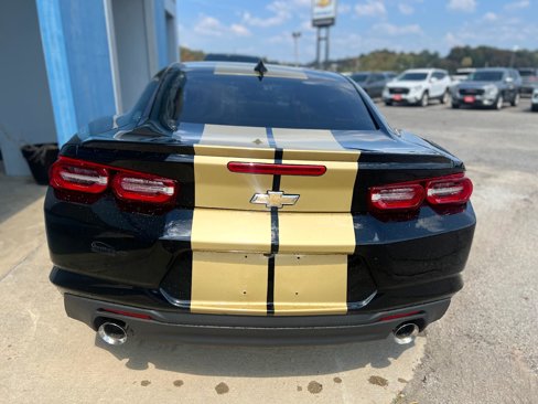 Used 2023 Chevrolet Camaro LT image 4