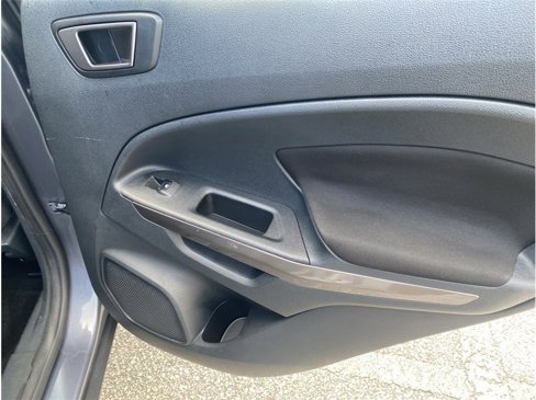 Used 2020 Ford EcoSport SE image 29