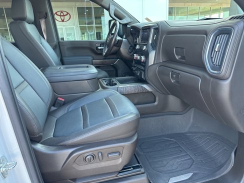 Used 2022 GMC Sierra 2500 Denali w/ Technology Package image 17