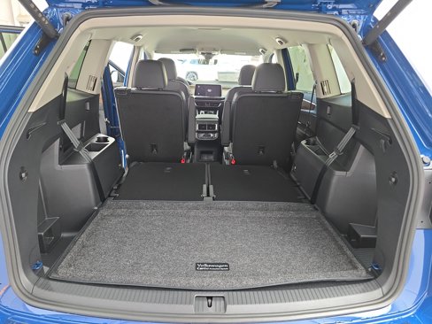 New 2026 Volkswagen Atlas SE image 13